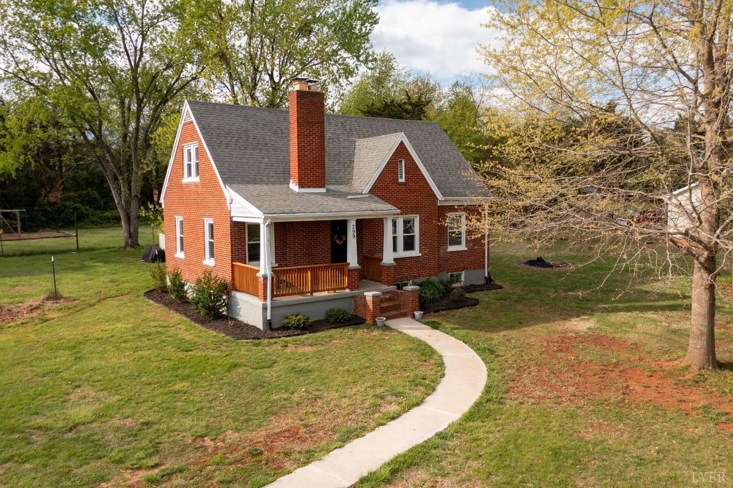 299 Alum Springs Road, Lynchburg, Virginia image 4