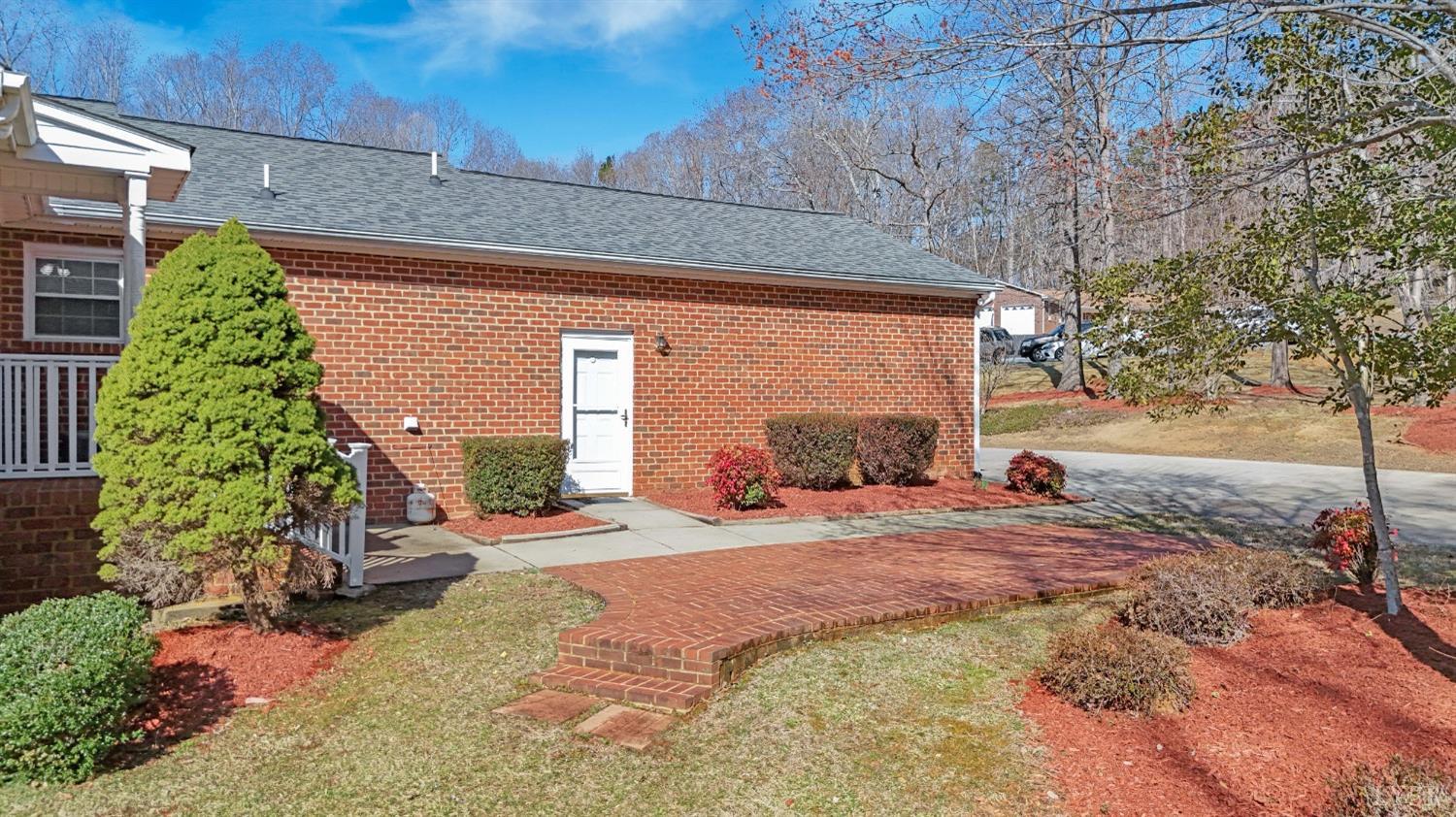 53 Woodlake Circle, Altavista, Virginia image 48
