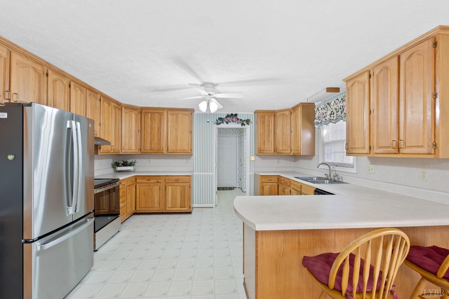 53 Woodlake Circle, Altavista, Virginia image 8