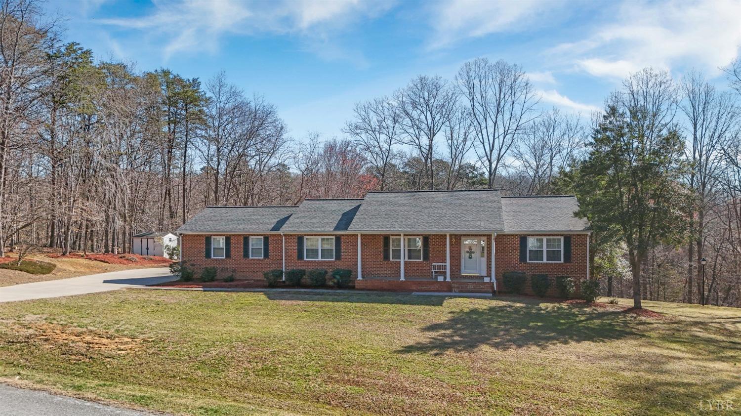 53 Woodlake Circle, Altavista, Virginia image 46