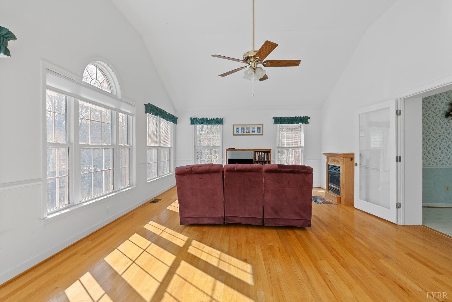 53 Woodlake Circle, Altavista, Virginia image 15