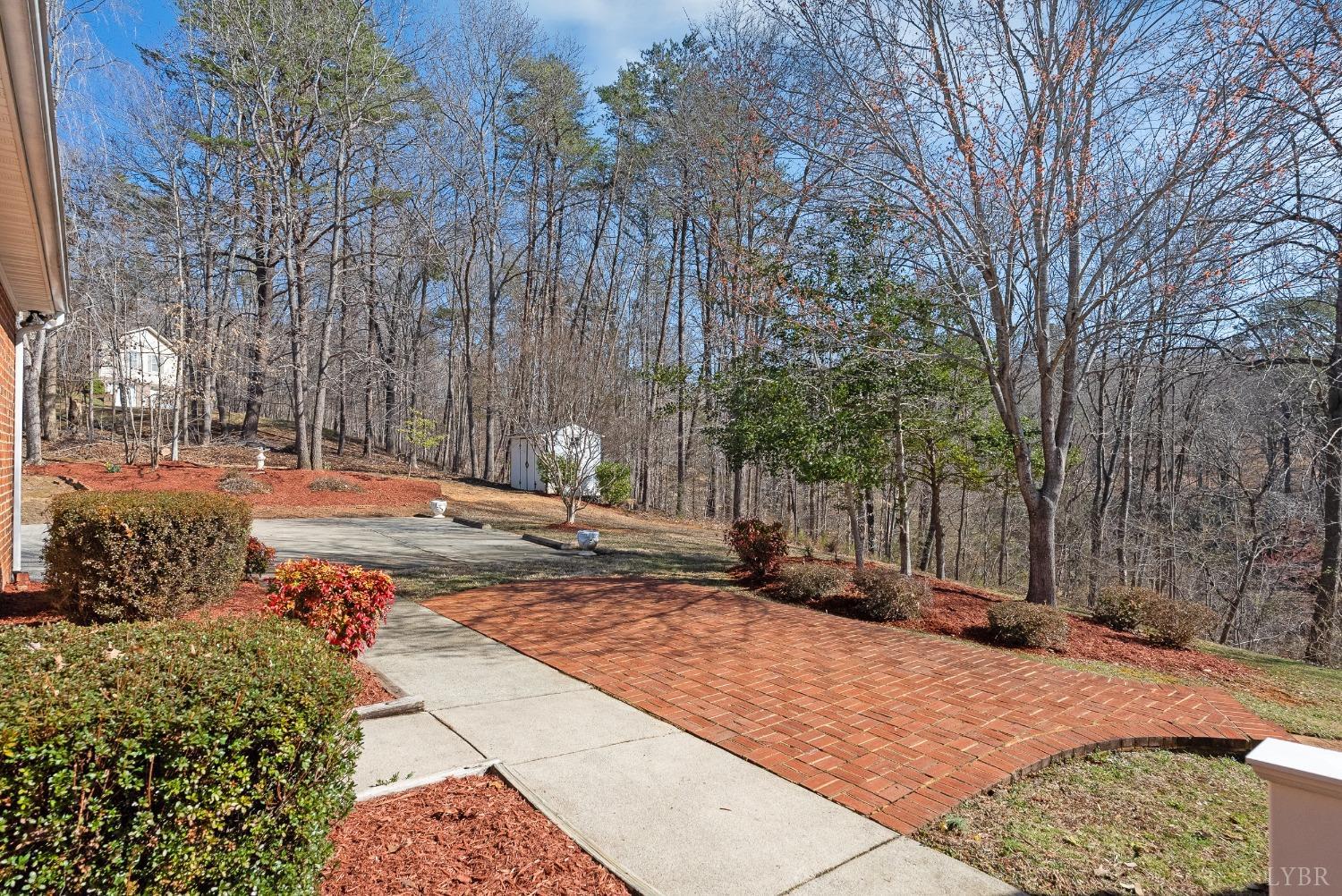 53 Woodlake Circle, Altavista, Virginia image 45