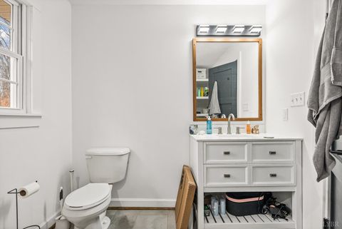 Tiny photo for 143 Shannon Drive Dr, Madison Heights, VA 24572 (MLS # 363695)