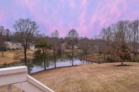 Tiny photo for 1305 Summerpark Drive, Forest, VA 24551 (MLS # 366593)
