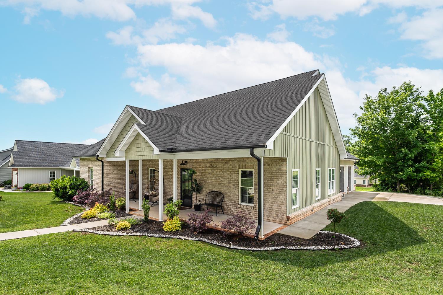 1013 Glenbrooke Dr, Lynchburg, Virginia image 1