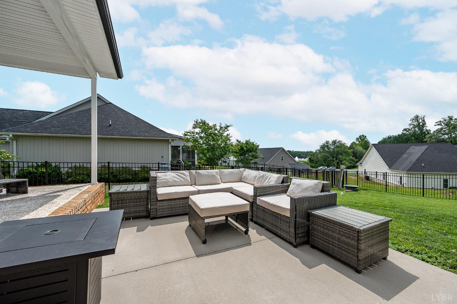 1013 Glenbrooke Dr, Lynchburg, Virginia image 37