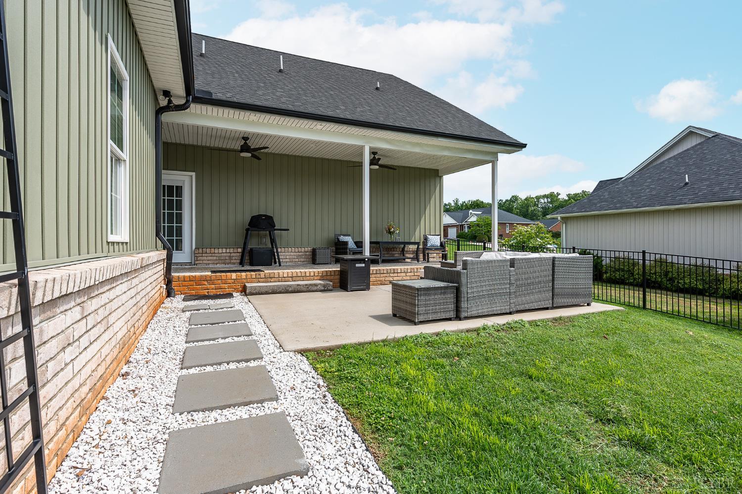 1013 Glenbrooke Dr, Lynchburg, Virginia image 38