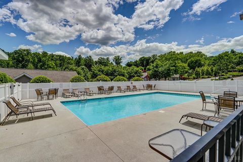 Tiny photo for 1106 Jefferson Way, Forest, VA 24551 (MLS # 365017)