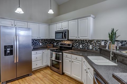 Tiny photo for 1106 Jefferson Way, Forest, VA 24551 (MLS # 365017)