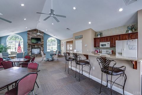 Tiny photo for 1106 Jefferson Way, Forest, VA 24551 (MLS # 365017)