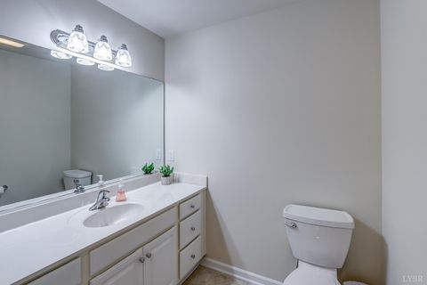 Tiny photo for 1106 Jefferson Way, Forest, VA 24551 (MLS # 365017)