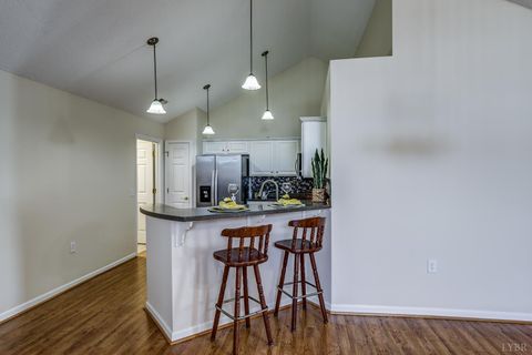Tiny photo for 1106 Jefferson Way, Forest, VA 24551 (MLS # 365017)