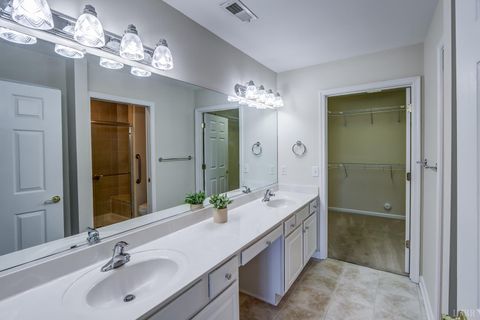 Tiny photo for 1106 Jefferson Way, Forest, VA 24551 (MLS # 365017)