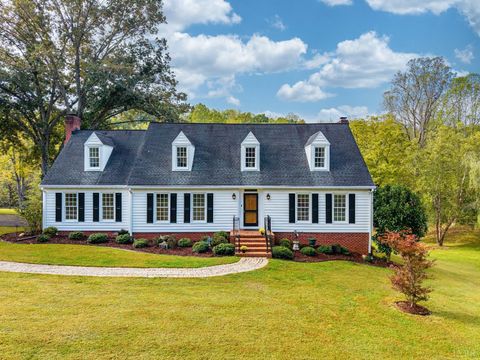 Tiny photo for 327 Hans Hill Drive, Madison Heights, VA 24572 (MLS # 364192)