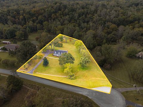 Tiny photo for 327 Hans Hill Drive, Madison Heights, VA 24572 (MLS # 364192)