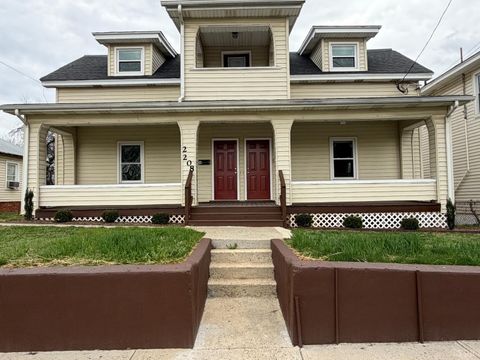 Multifamily For Sale - 2208 Memorial Avenue<br/> Lynchburg, VA 24501