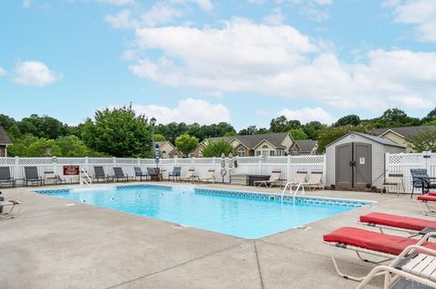 Tiny photo for 226 Salisbury Cir Cir, Lynchburg, VA 24502 (MLS # 365289)