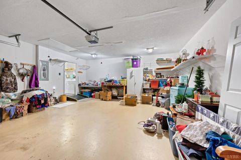 Tiny photo for 226 Salisbury Cir Cir, Lynchburg, VA 24502 (MLS # 365289)