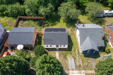 Tiny photo for 319 Warren Avenue, Lynchburg, VA 24501 (MLS # 366734)
