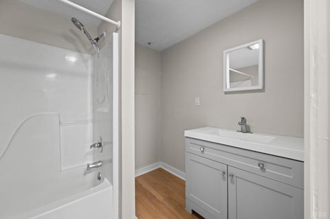 Tiny photo for 319 Warren Avenue, Lynchburg, VA 24501 (MLS # 366734)