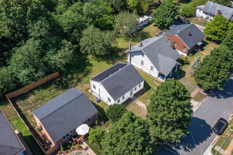 Tiny photo for 319 Warren Avenue, Lynchburg, VA 24501 (MLS # 366734)