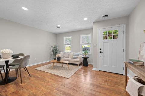 Tiny photo for 319 Warren Avenue, Lynchburg, VA 24501 (MLS # 366734)