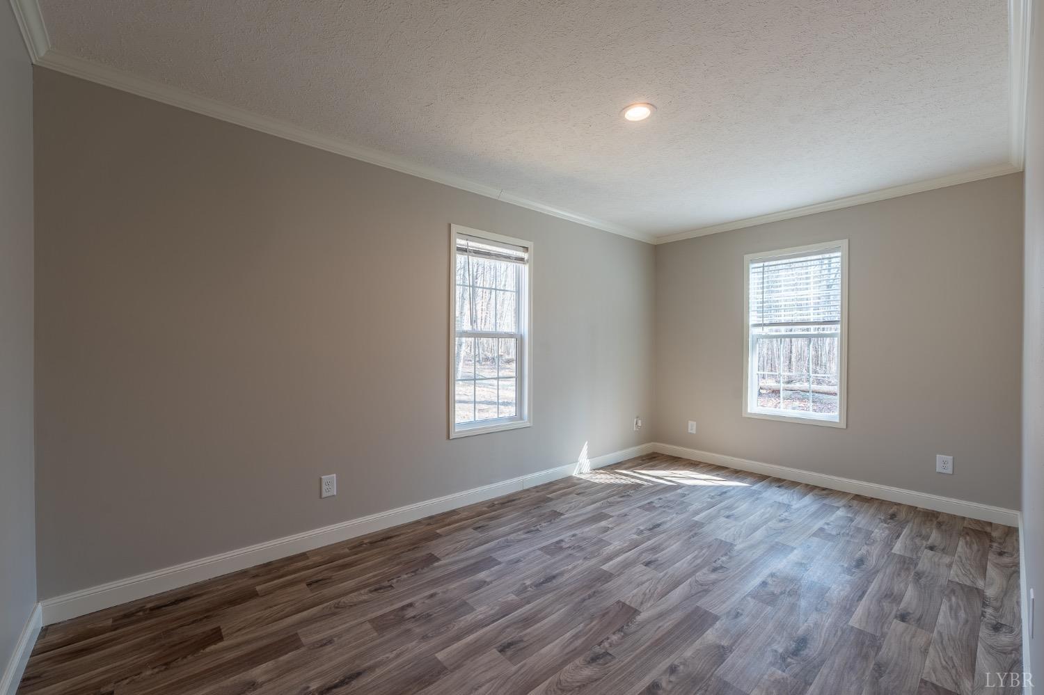 1381 Moccasin Path Trail, Huddleston, Virginia image 44