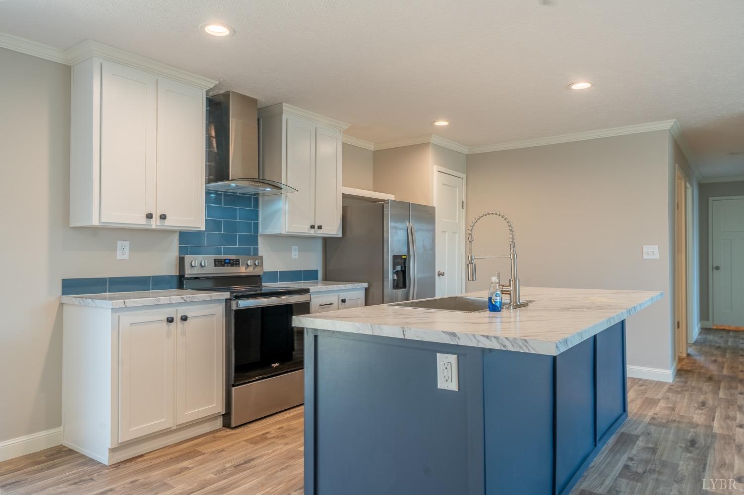 1381 Moccasin Path Trail, Huddleston, Virginia image 38