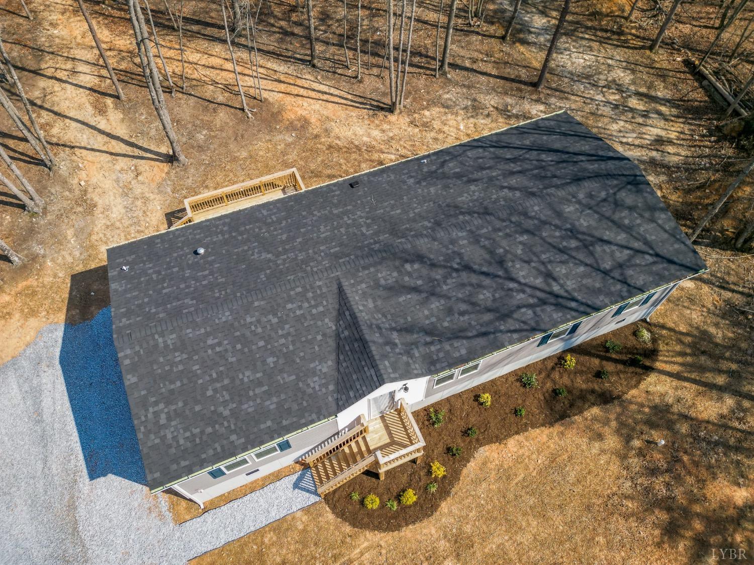 1381 Moccasin Path Trail, Huddleston, Virginia image 5