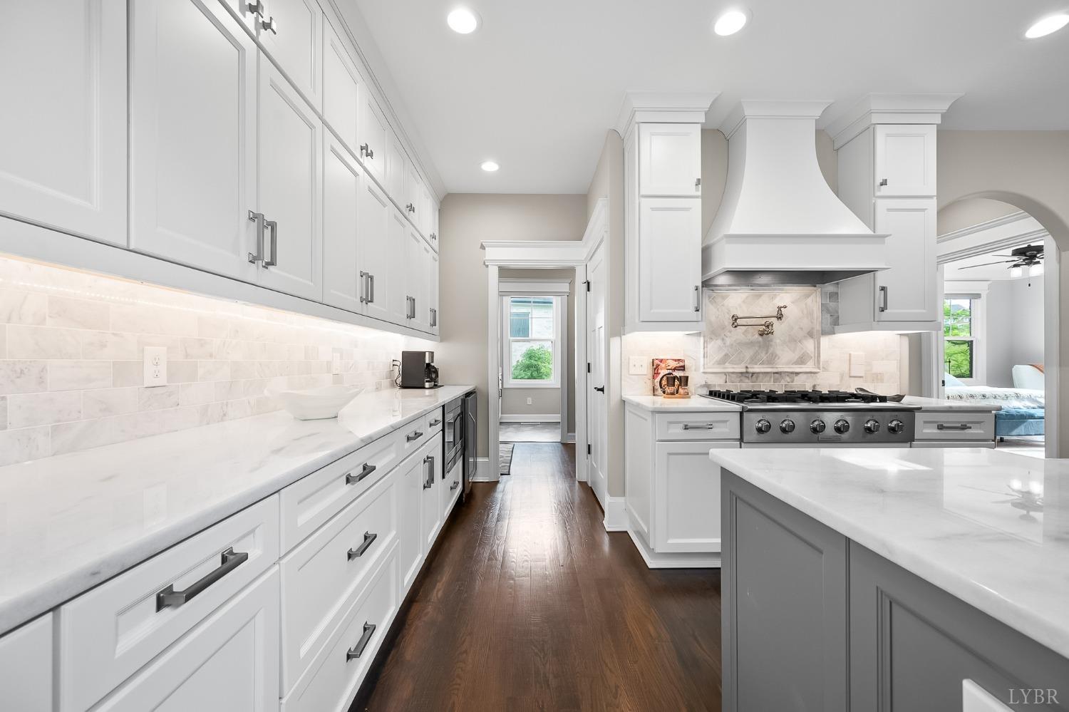 1836 Lake Manor Drive, Forest, Virginia image 21