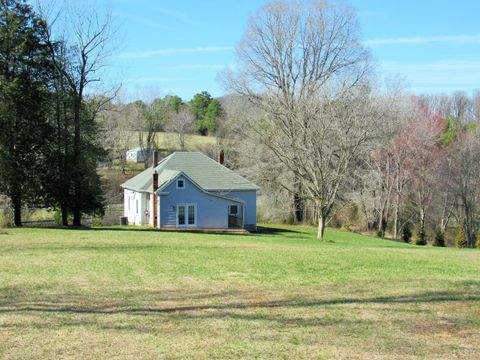 Tiny photo for 1697 S Amherst Highway, Amherst, VA 24521 (MLS # 363731)