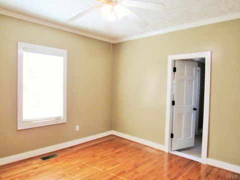 Tiny photo for 1697 S Amherst Highway, Amherst, VA 24521 (MLS # 363731)