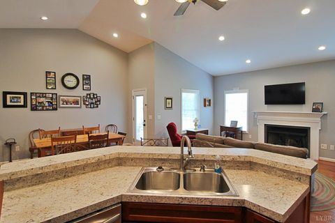 Tiny photo for 13738 Richmond Highway, Pamplin, VA 23958 (MLS # 366161)