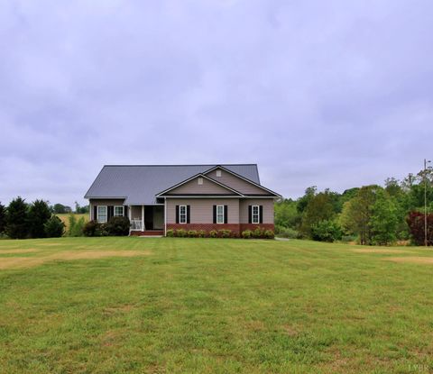 Tiny photo for 13738 Richmond Highway, Pamplin, VA 23958 (MLS # 366161)