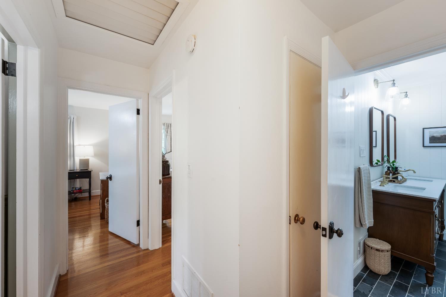 921 Peaksview Street, Bedford, Virginia image 19