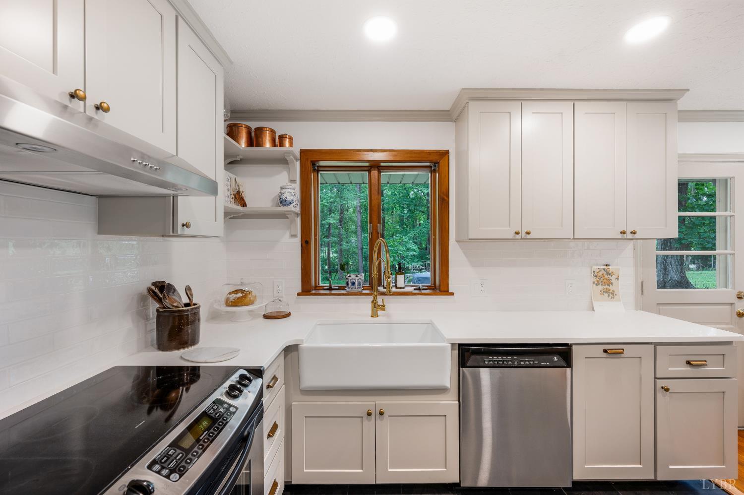921 Peaksview Street, Bedford, Virginia image 12