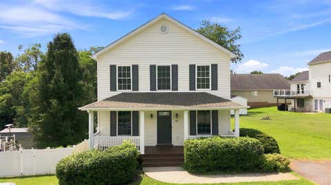 Homes For Sale - 301 Towne Crier Road<br/> Lynchburg, VA 24502