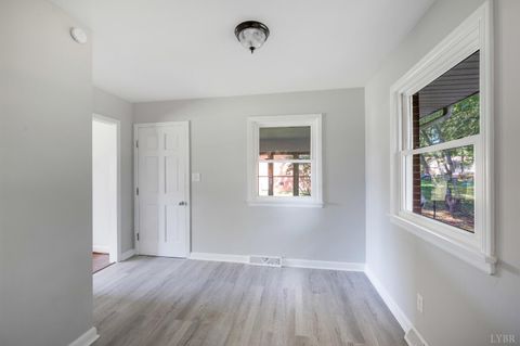 Tiny photo for 239 George Street, Lynchburg, VA 24502 (MLS # 362346)