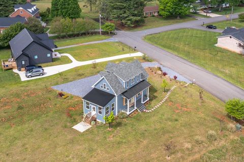 Tiny photo for 1589 Clearview Road, Bedford, VA 24523 (MLS # 366173)