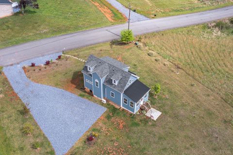 Tiny photo for 1589 Clearview Road, Bedford, VA 24523 (MLS # 366173)
