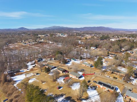 Tiny photo for 163 Loch Lane Ln, Amherst, VA 24521 (MLS # 364473)