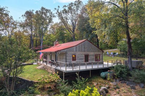 Tiny photo for 1795 Karnes Road, Bedford, VA 24523 (MLS # 362498)