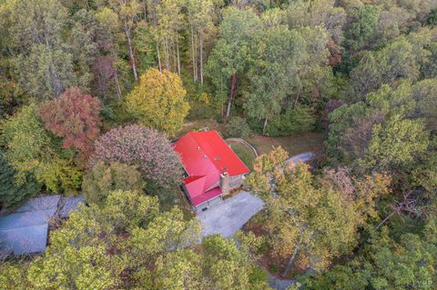 Tiny photo for 1795 Karnes Road, Bedford, VA 24523 (MLS # 362498)