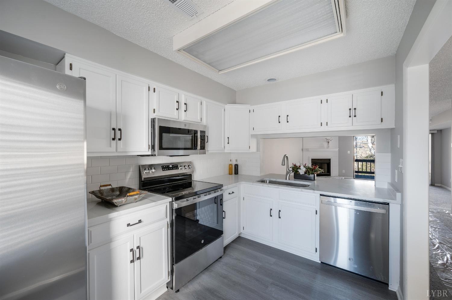 1313 Twin Springs Court, Forest, Virginia image 9