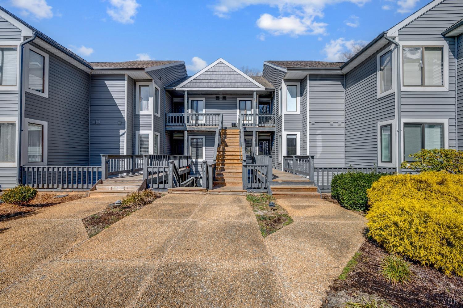 1313 Twin Springs Court, Forest, Virginia image 1