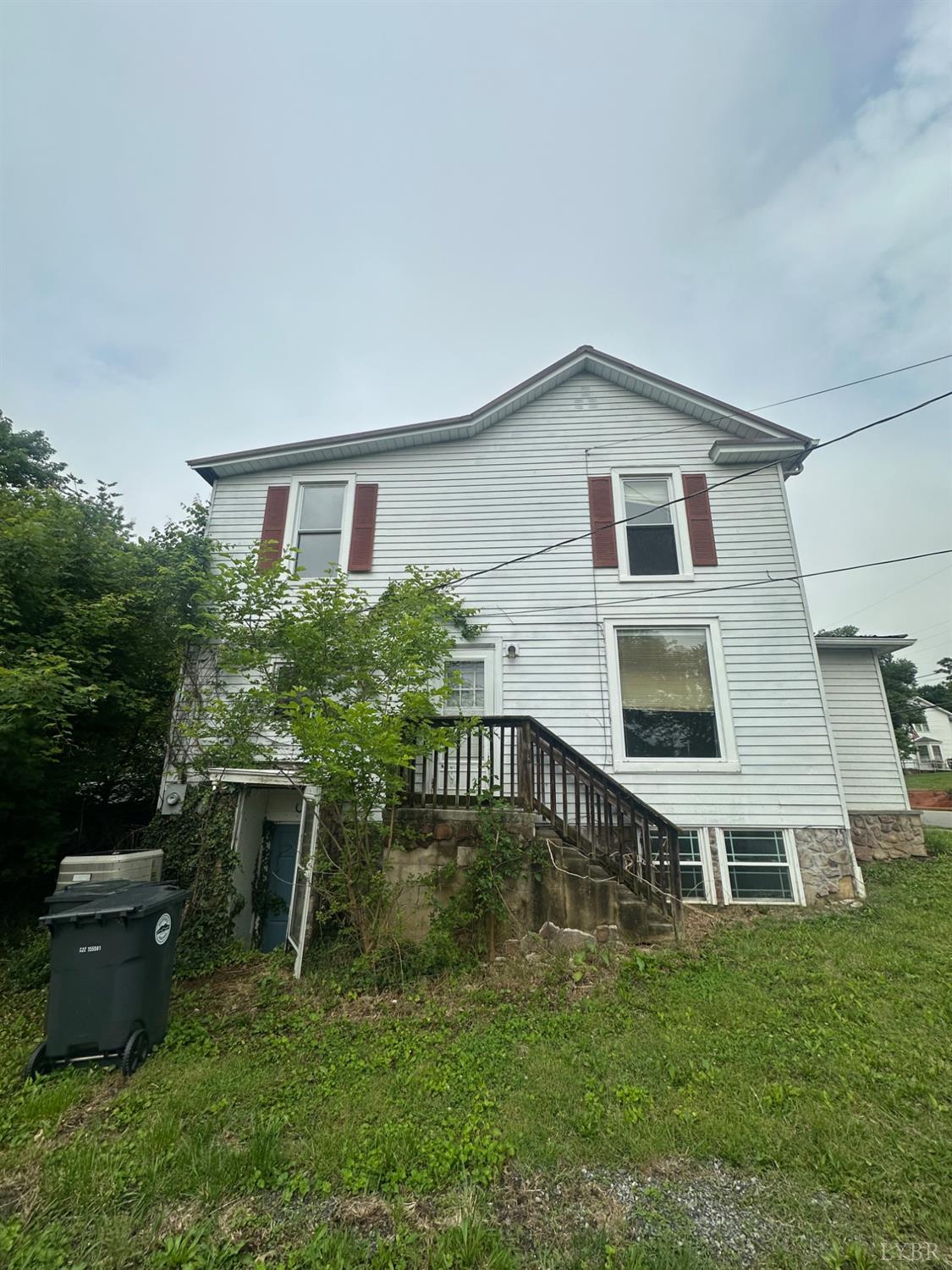 604 Lee Street, Bedford, Virginia image 2