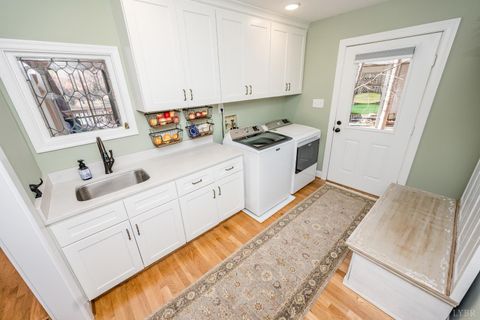 Tiny photo for 409 Lake Vista Drive, Forest, VA 24551 (MLS # 363208)