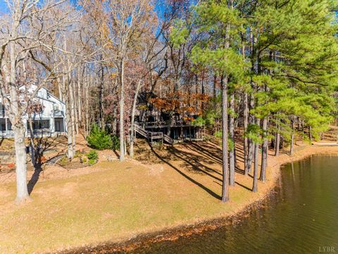 Tiny photo for 409 Lake Vista Drive, Forest, VA 24551 (MLS # 363208)