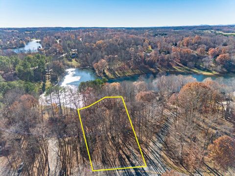 Tiny photo for 409 Lake Vista Drive, Forest, VA 24551 (MLS # 363208)