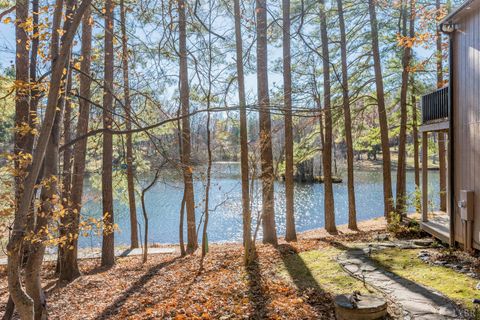 Tiny photo for 409 Lake Vista Drive, Forest, VA 24551 (MLS # 363208)
